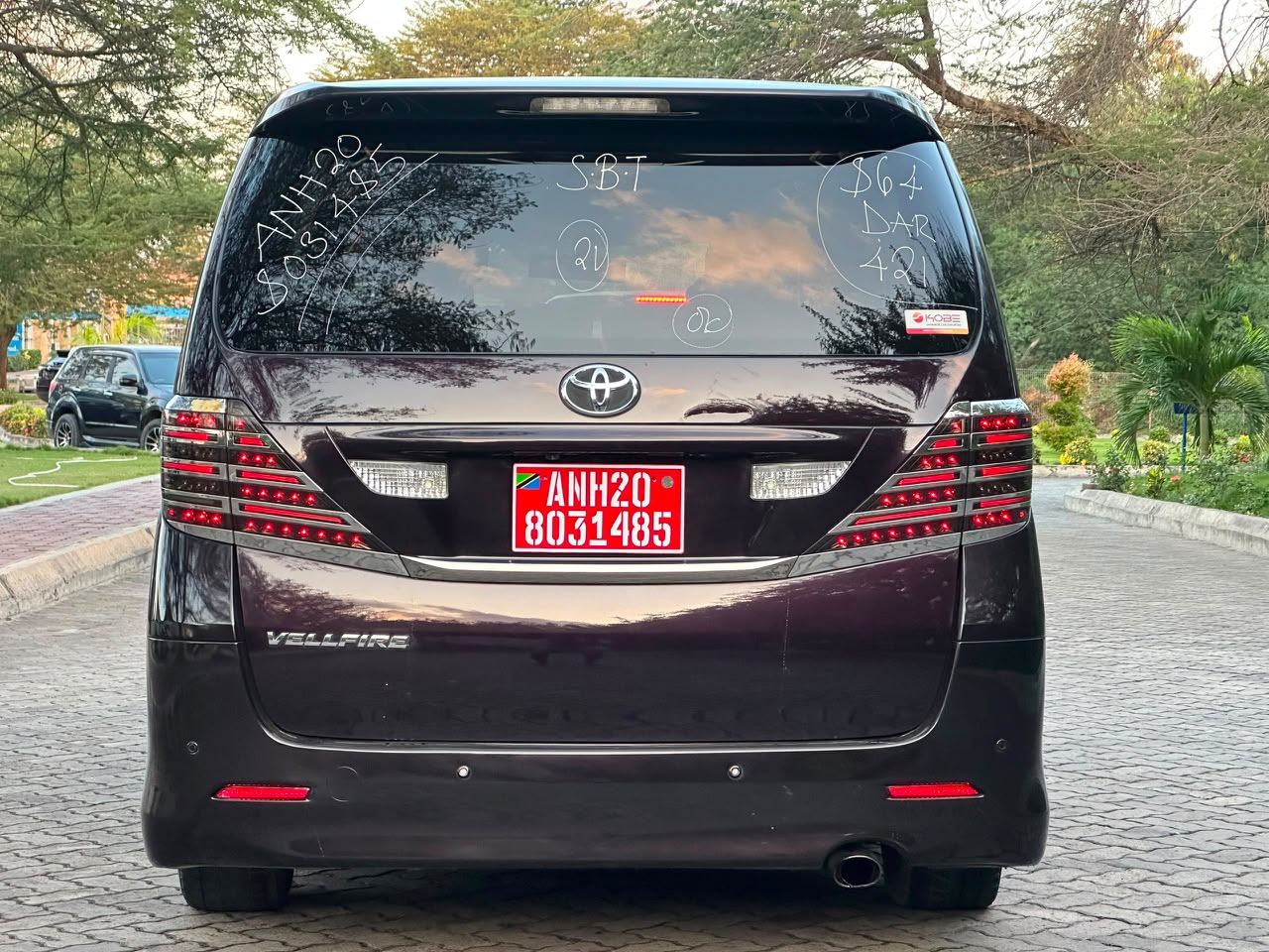 ALPHARD thumbnail 2